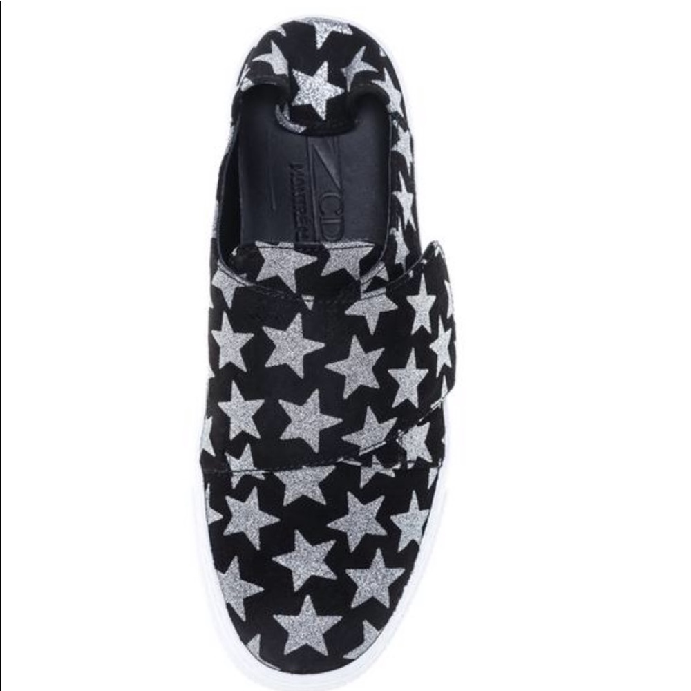 NWOB ZCD Montreal Max Sneakers